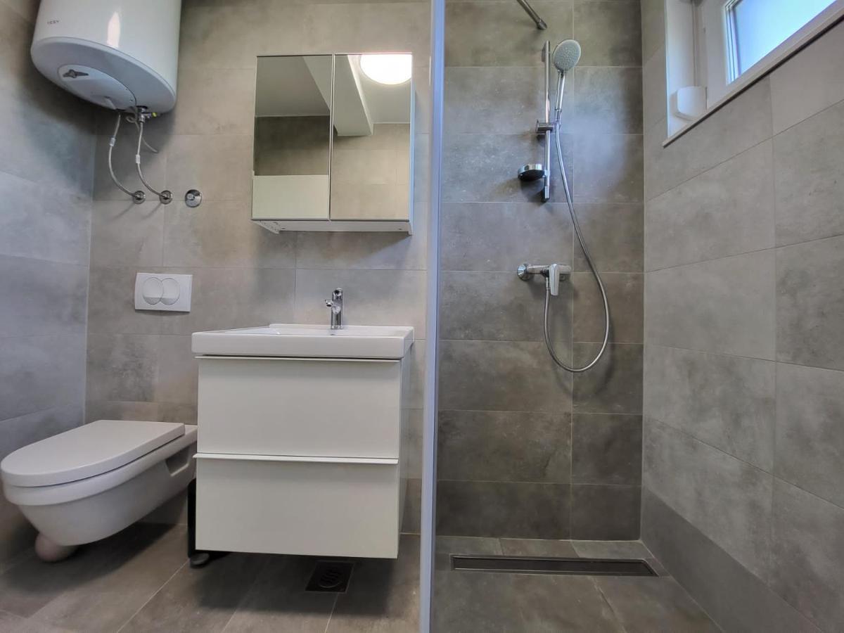 Vila Maslina-Apartman Br.4 Zadar Exterior photo